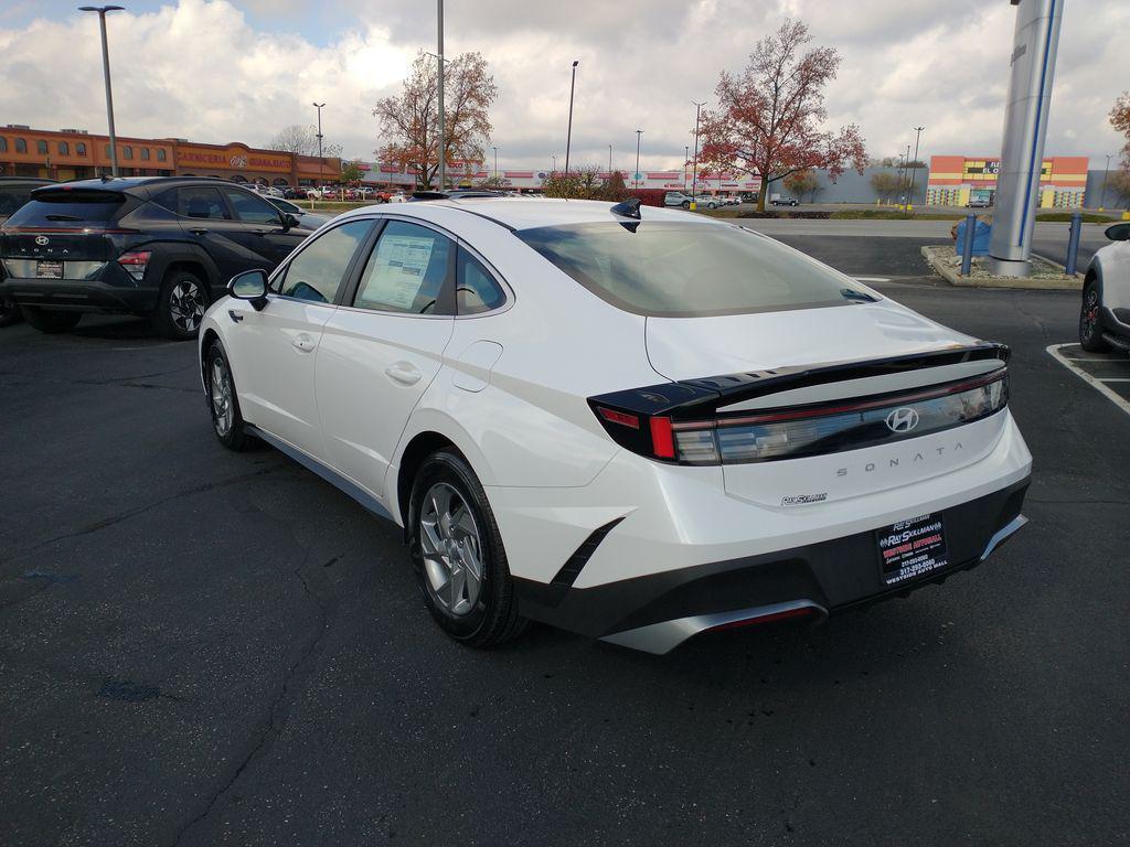 new 2025 Hyundai Sonata car, priced at $27,704