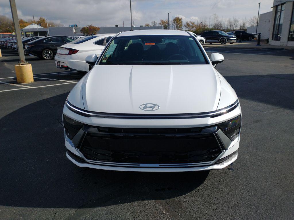 new 2025 Hyundai Sonata car, priced at $27,704