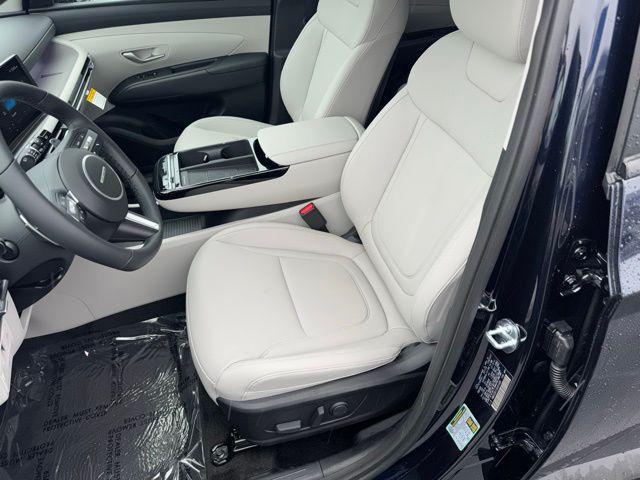 new 2025 Hyundai TUCSON Hybrid car, priced at $38,475