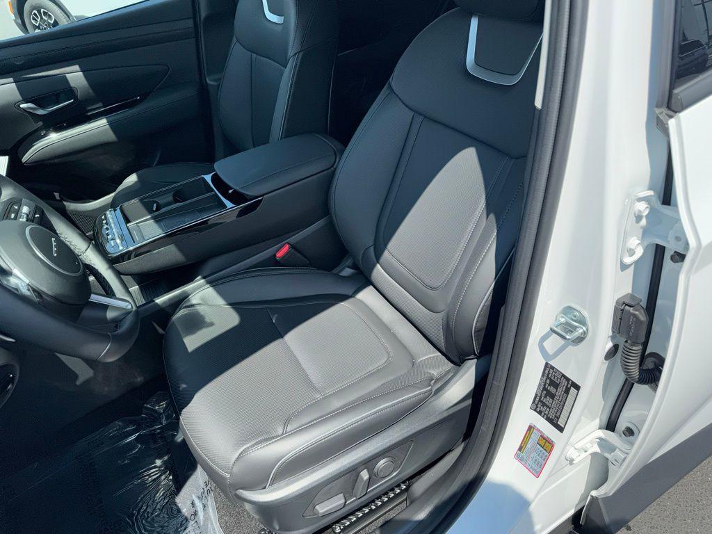 new 2025 Hyundai Tucson car, priced at $39,116