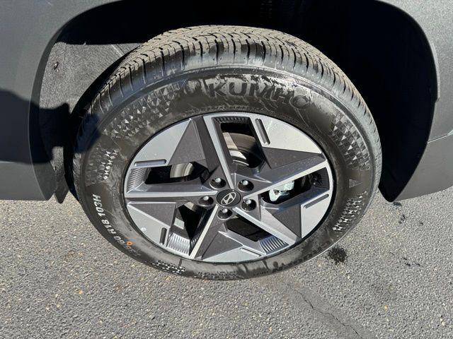 new 2026 Hyundai Tucson car, priced at $37,835
