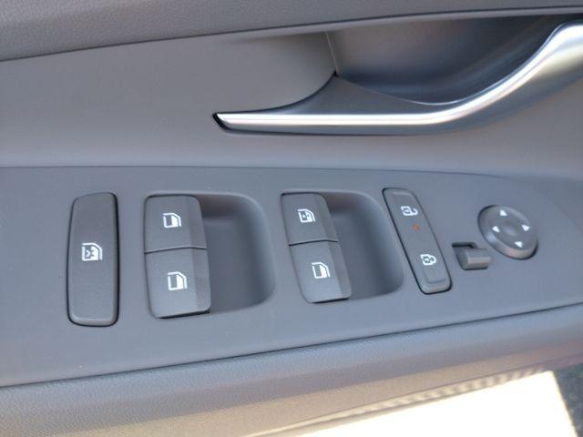 new 2025 Hyundai Elantra car, priced at $26,938