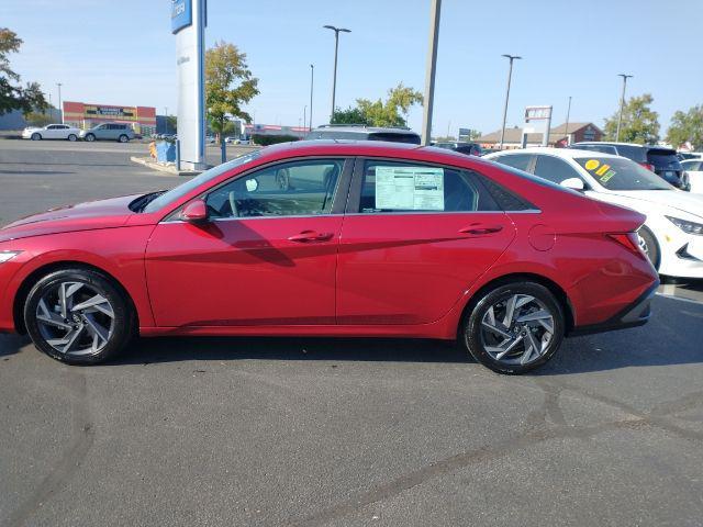 new 2025 Hyundai Elantra car, priced at $26,938