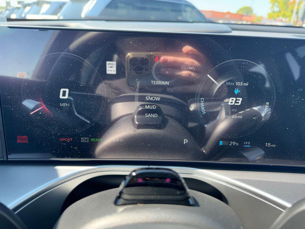 new 2026 Hyundai IONIQ 9 car, priced at $72,525