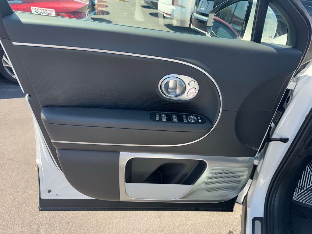 new 2026 Hyundai IONIQ 9 car, priced at $72,525