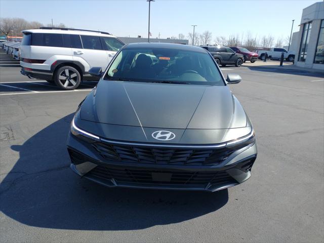 new 2025 Hyundai Elantra car, priced at $27,616