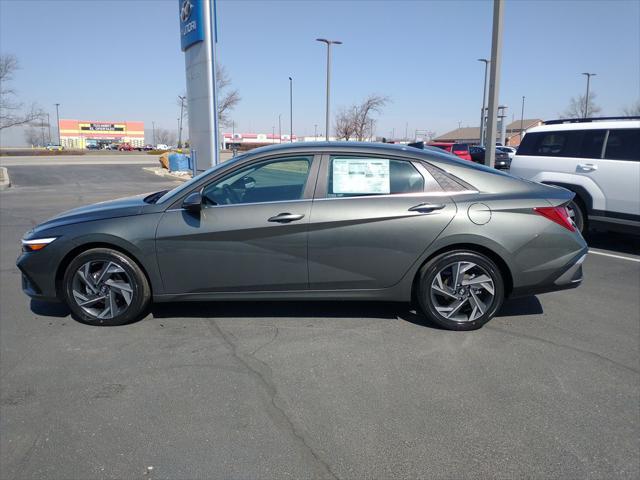 new 2025 Hyundai Elantra car, priced at $27,616
