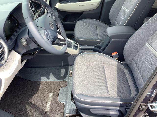 new 2025 Hyundai Venue car, priced at $25,580