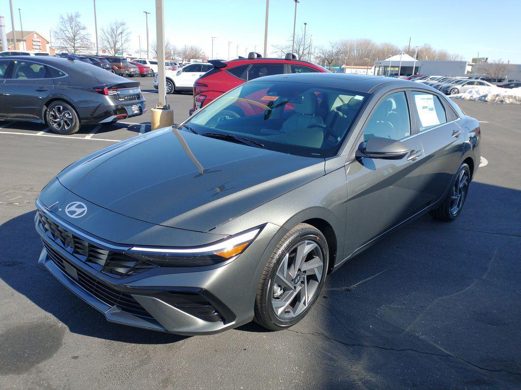 new 2025 Hyundai Elantra car, priced at $26,091