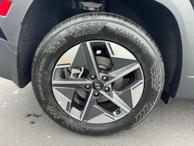 new 2025 Hyundai Tucson car, priced at $32,585