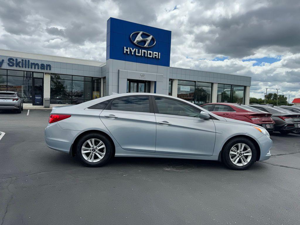 used 2012 Hyundai Sonata car, priced at $6,190