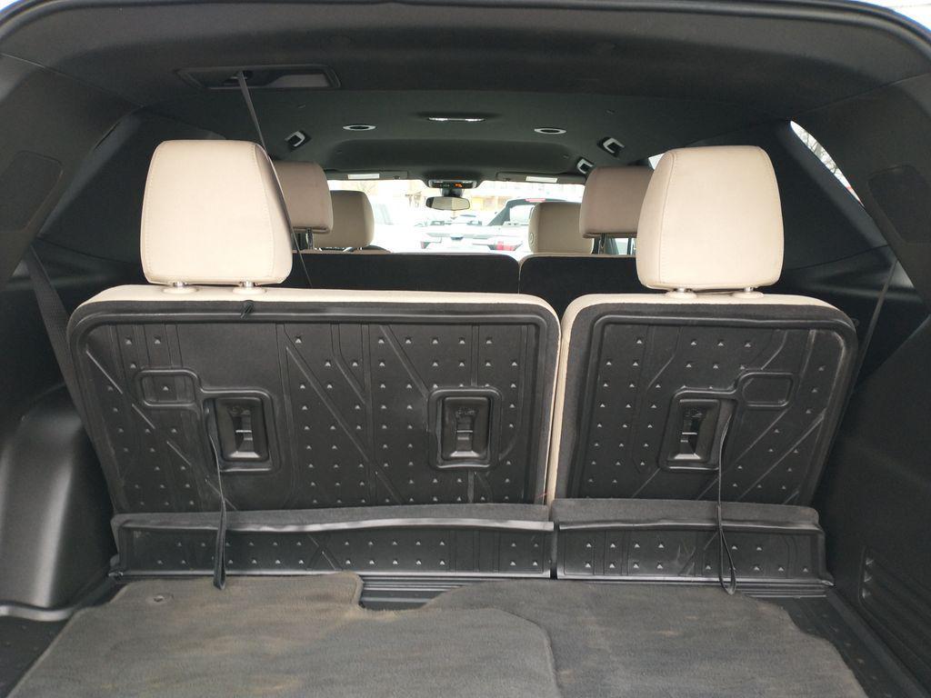 used 2023 Chevrolet Traverse car, priced at $30,990