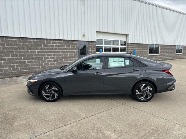 new 2025 Hyundai Elantra car, priced at $24,424