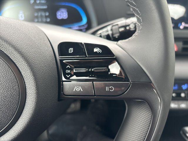 new 2025 Hyundai Elantra car, priced at $24,424