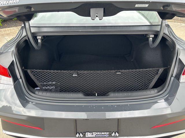 new 2025 Hyundai Elantra car, priced at $24,424