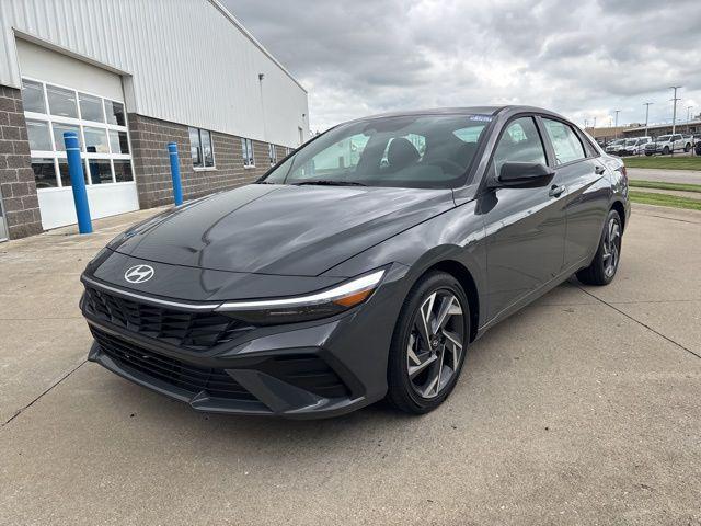 new 2025 Hyundai Elantra car, priced at $24,424