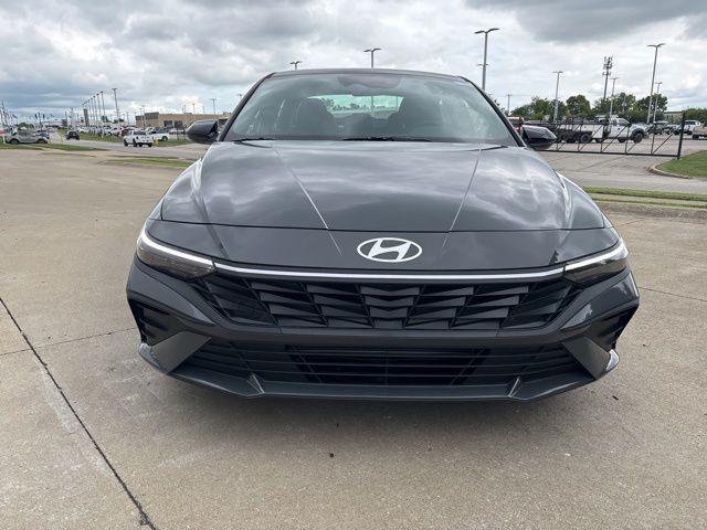 new 2025 Hyundai Elantra car, priced at $24,424