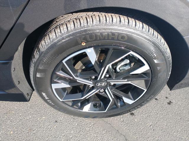new 2025 Hyundai Sonata car, priced at $28,585