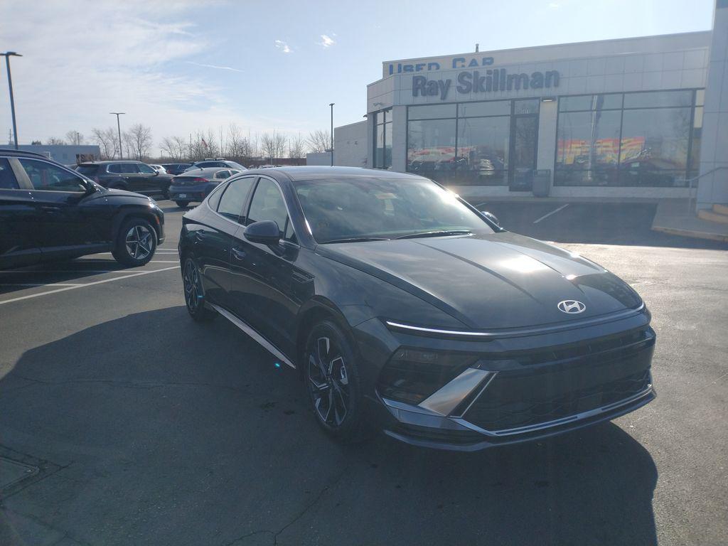 new 2025 Hyundai Sonata car, priced at $28,585