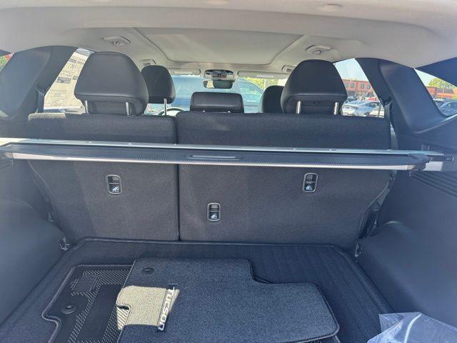 new 2025 Hyundai TUCSON Hybrid car, priced at $43,677