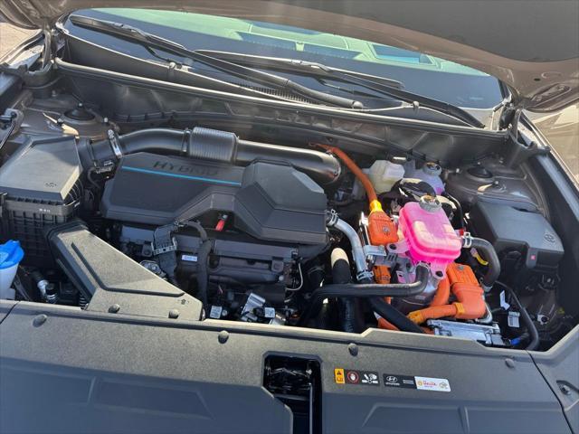 new 2025 Hyundai TUCSON Hybrid car, priced at $43,365