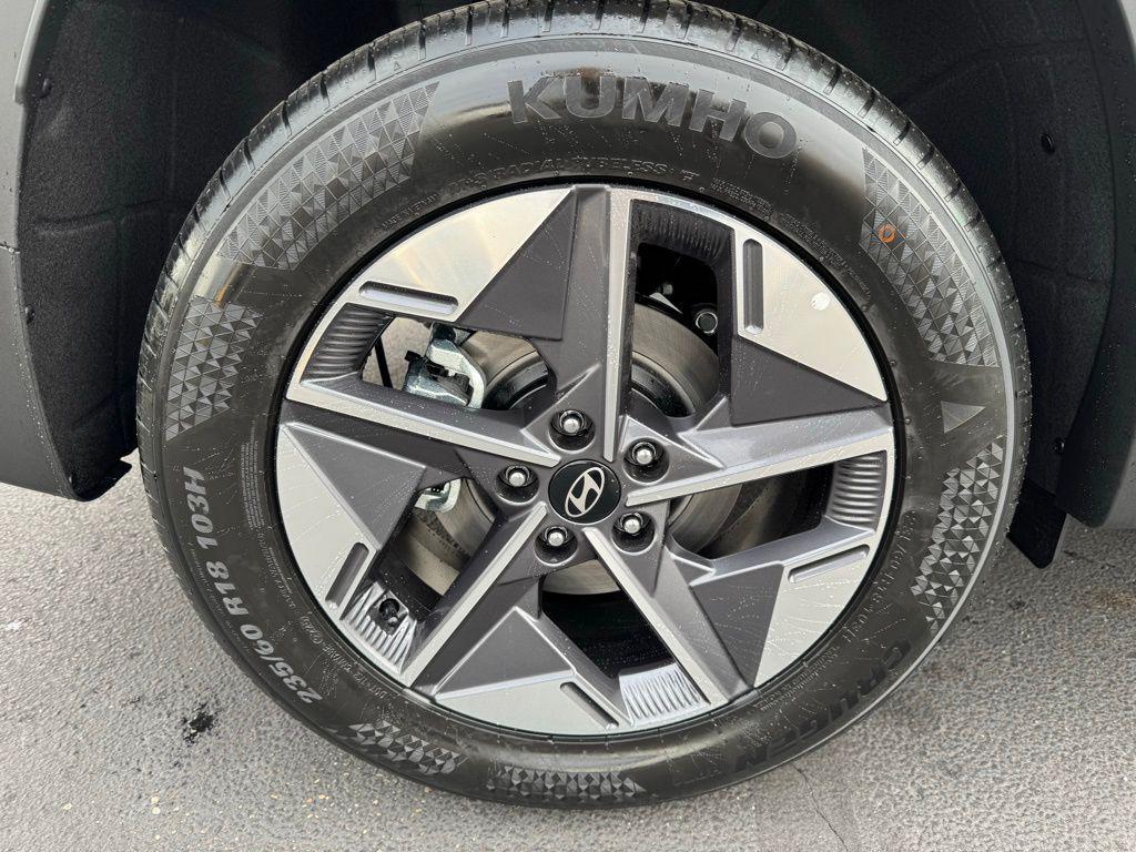 new 2026 Hyundai Tucson car, priced at $37,810