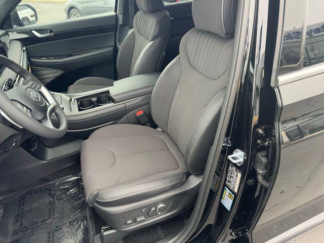 new 2025 Hyundai Palisade car, priced at $54,705