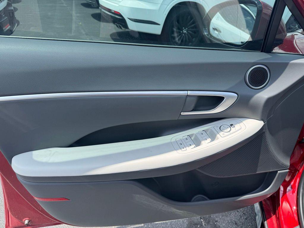new 2025 Hyundai Sonata car, priced at $28,735