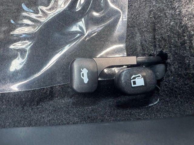 new 2025 Hyundai Elantra car, priced at $23,522