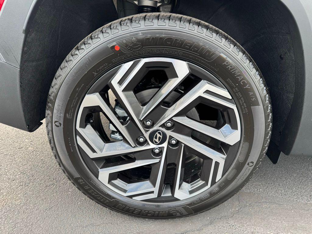 new 2026 Hyundai Tucson car, priced at $43,435