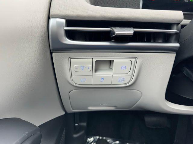 new 2025 Hyundai TUCSON Hybrid car, priced at $37,278