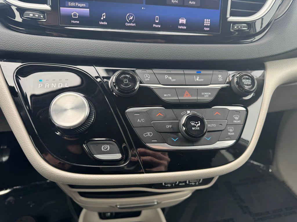 used 2023 Chrysler Pacifica car, priced at $24,390