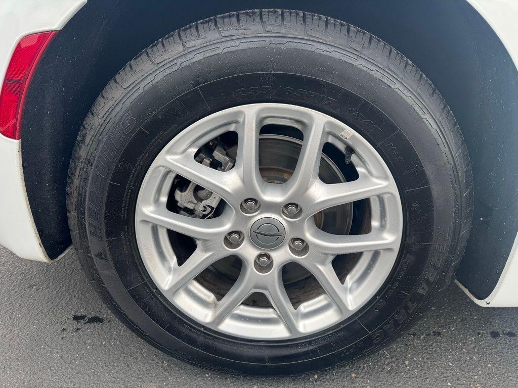 used 2023 Chrysler Pacifica car, priced at $24,390