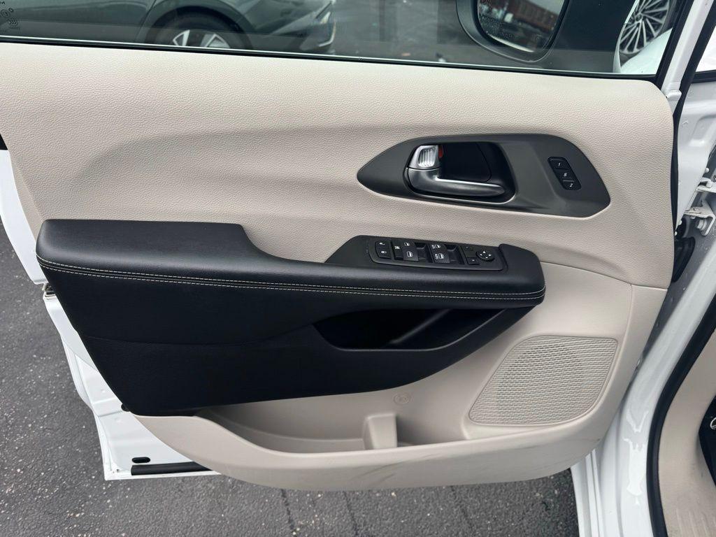 used 2023 Chrysler Pacifica car, priced at $24,390