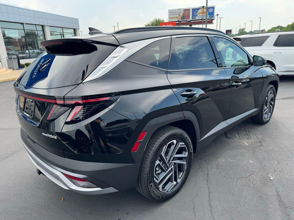 new 2025 Hyundai TUCSON Hybrid car, priced at $42,590