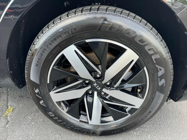 used 2021 Kia Sorento car, priced at $21,990