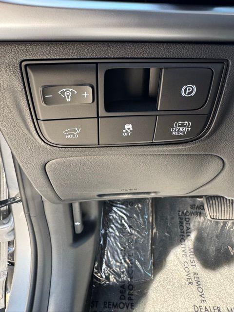 new 2025 Hyundai TUCSON Hybrid car, priced at $42,891