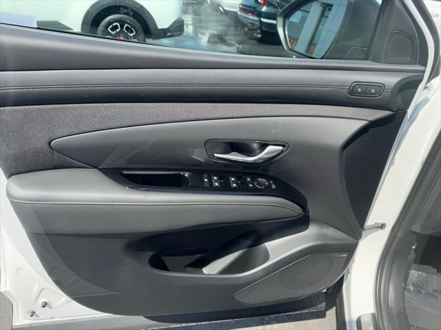 new 2025 Hyundai Tucson car, priced at $42,949