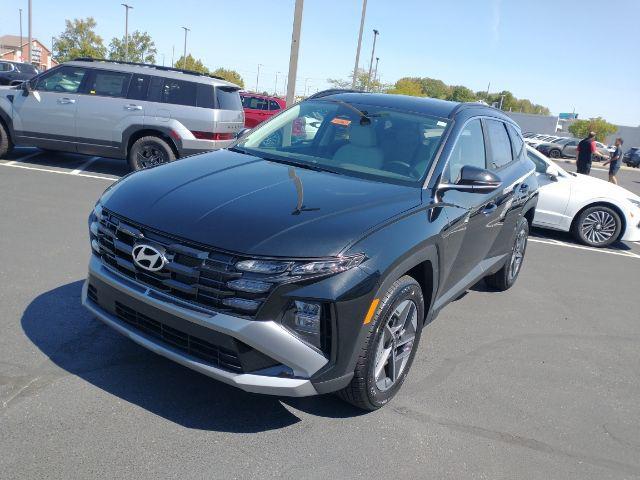 new 2025 Hyundai Tucson car, priced at $35,201