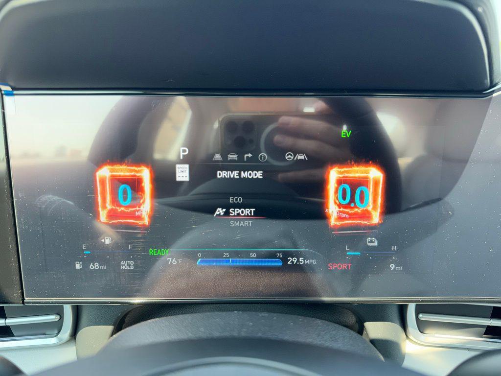 new 2025 Hyundai ELANTRA HEV car, priced at $30,970