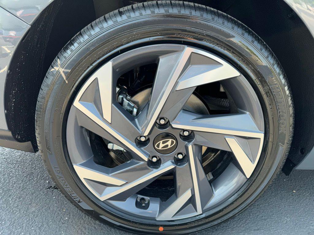 new 2025 Hyundai ELANTRA HEV car, priced at $30,970