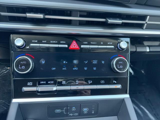 new 2025 Hyundai Santa Fe car, priced at $39,197