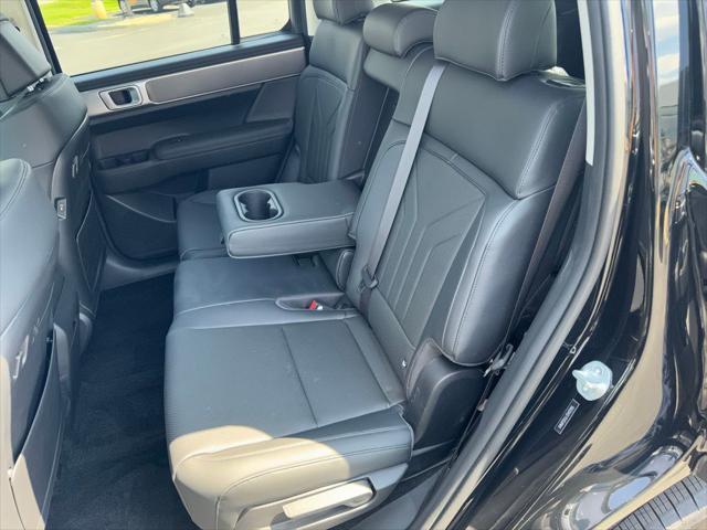 new 2025 Hyundai Santa Fe car, priced at $39,197