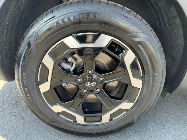 new 2025 Hyundai Santa Fe car, priced at $39,197