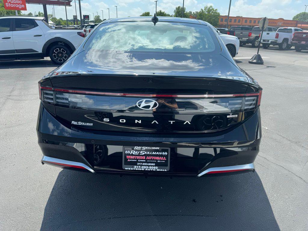 new 2025 Hyundai Sonata Hybrid car, priced at $37,980