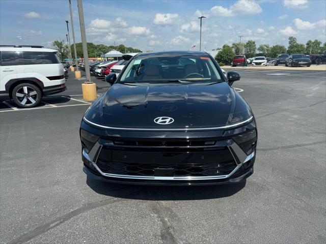 new 2025 Hyundai Sonata Hybrid car, priced at $39,480