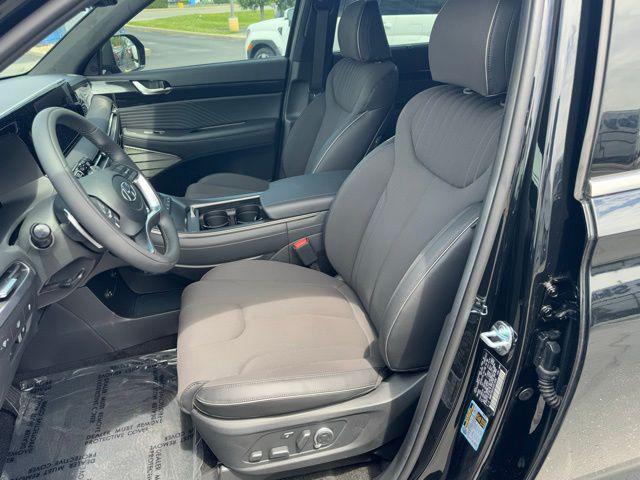 new 2025 Hyundai Palisade car, priced at $54,673