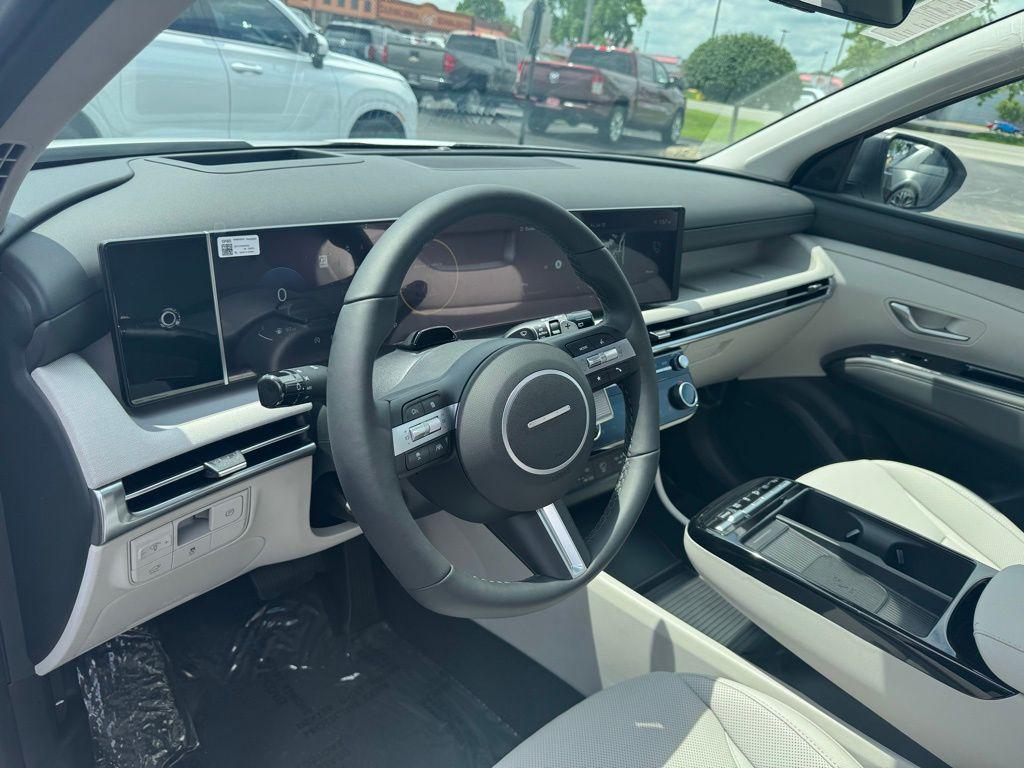 new 2025 Hyundai Tucson car, priced at $39,070