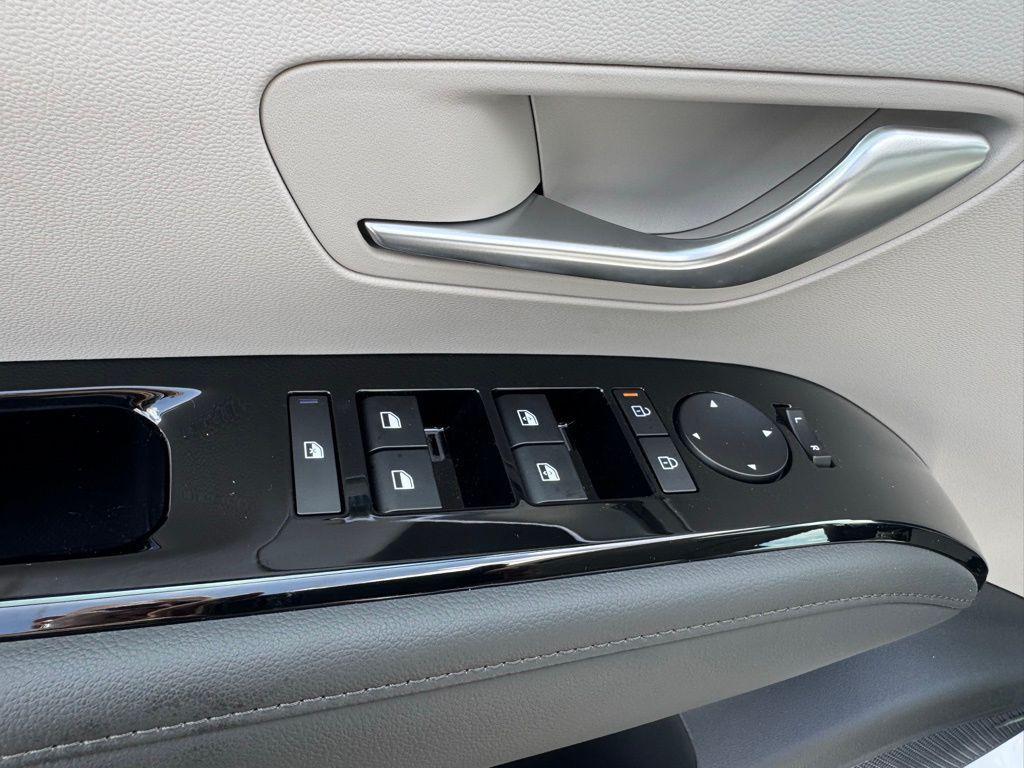 new 2025 Hyundai Tucson car, priced at $39,070