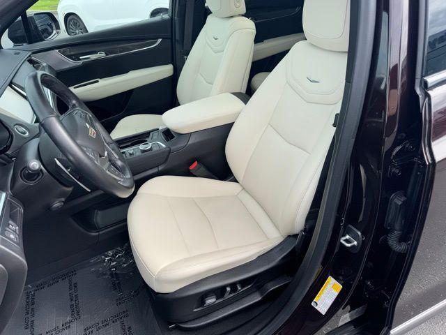 used 2020 Cadillac XT5 car, priced at $27,788